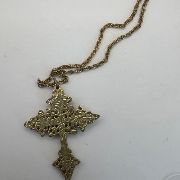 1928 Cross pendant and gold tone chain - Picture 5 of 7